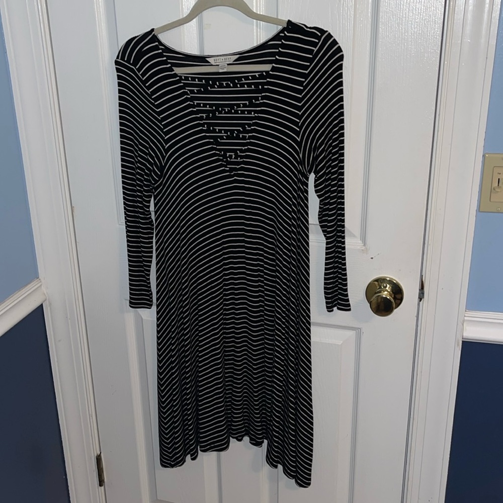Black and white stripped cotton dress
